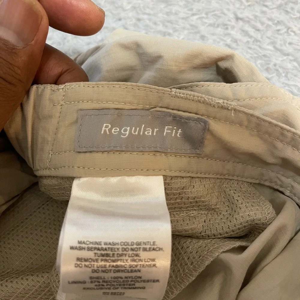 Columbia Omni-Shade Mens Cargo Shorts 36 Tan Khaki Hiking Fishing Regular Fit
